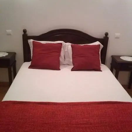 بيت ضيافة Patio Margaridas Óbidos